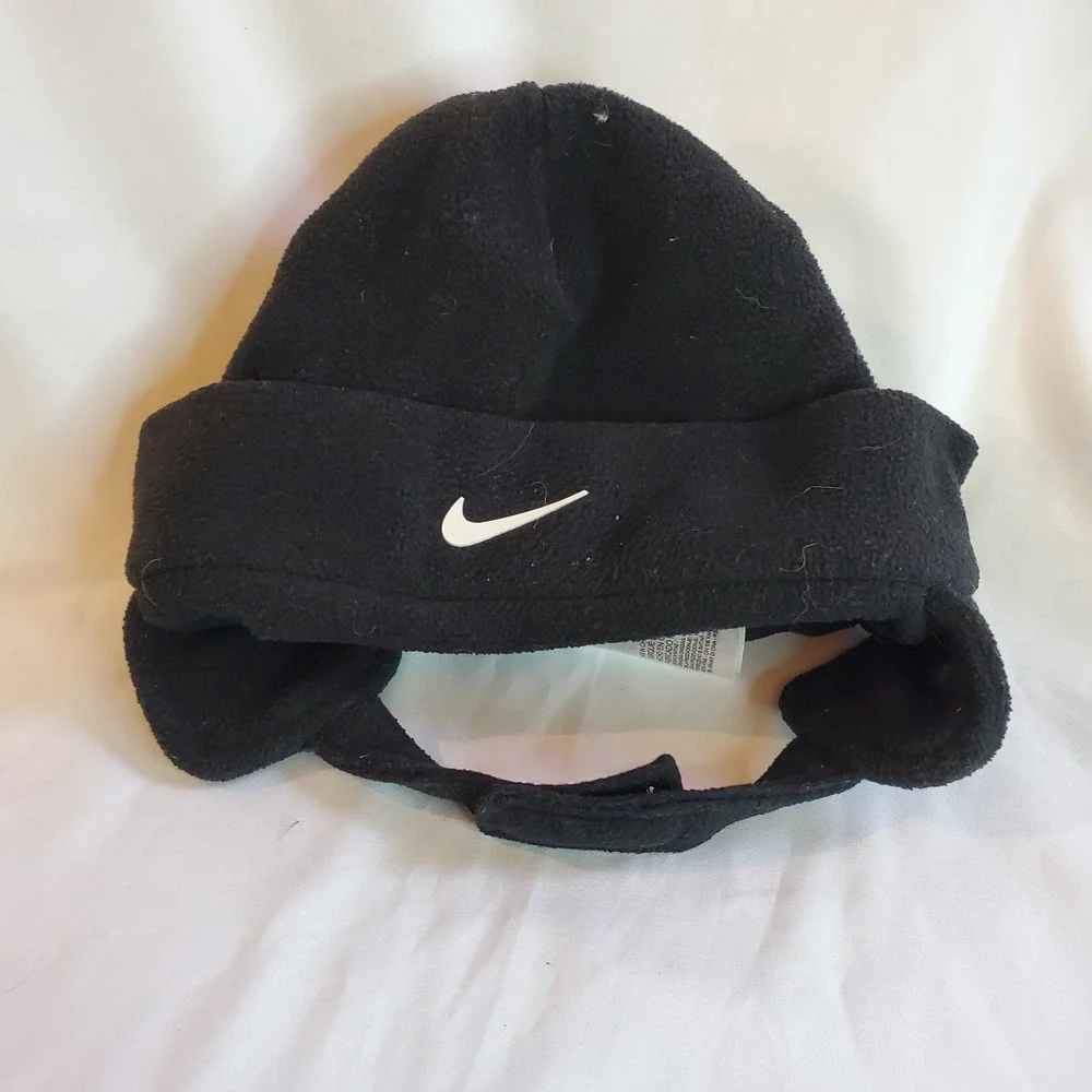 NIKE Toddler Unisex Swoosh‎ Trapper Hat Cap Black Toddler